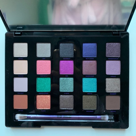 Urban Decay Vice Palette - Picture 6 of 7